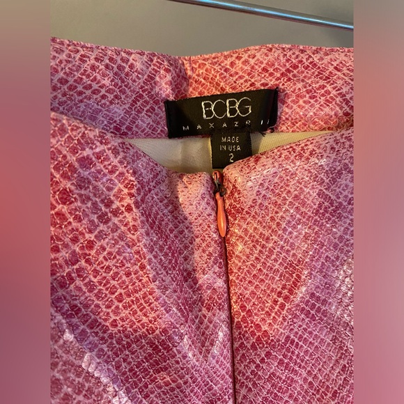 Pink Snake Print BCBG Pants. - Picture 2 of 13
